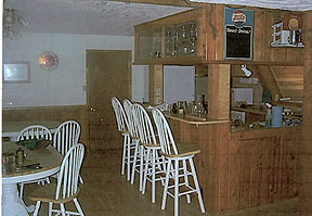 The lodge's restaurant-style kitchen and bar